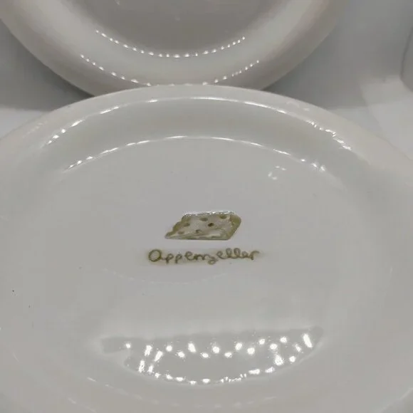 Williams Sonoma White Appetizer Plates Set of 2 Cheese & Wine Series 7" - Picture 3 of 5